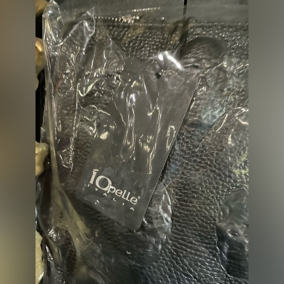 IO PELLE NWT Made In Italy Leather Skull Embossed Pouch Bag Crossbody Purse - Picture 7 of 12